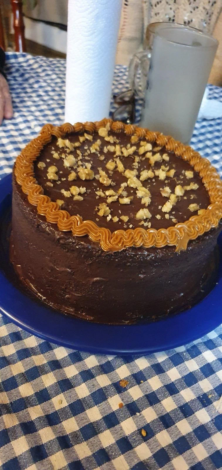 Torta de chocolate con nueces